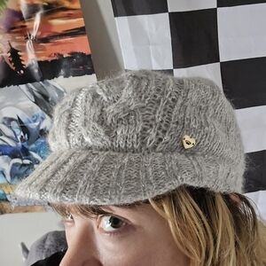 NWT Juicy Couture Grey Cable Knit Sparkle Slouchy Paperboy Hat